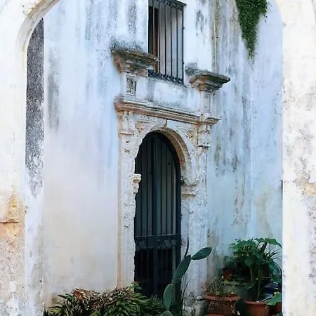 Restored 16th Century Open Space Near Lecce Arnesano